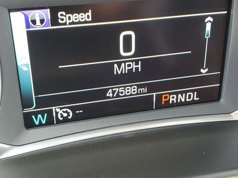 Used 2018 GMC Acadia SLE image 12