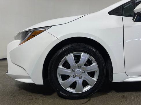 Certified 2022 Toyota Corolla LE image 11