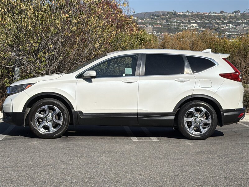 Used 2018 Honda CR-V EX image 2