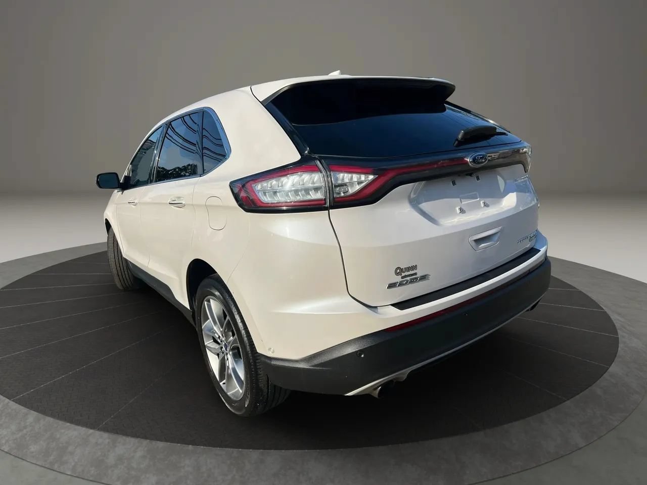 Used 2016 Ford Edge Titanium w/ Equipment Group 302A AWD/4WD image 3