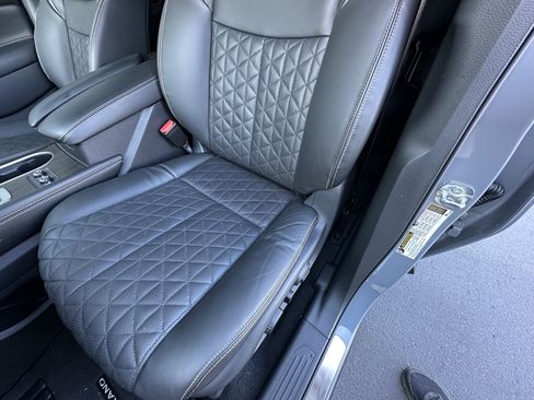 Used 2024 Nissan Murano Platinum w/ Cargo Package FWD image 17