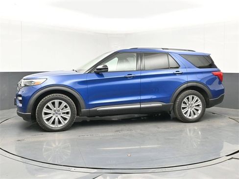 Used 2020 Ford Explorer Limited w/ Class III Trailer Tow Package image 6