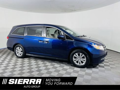 Used 2016 Honda Odyssey SE image 1