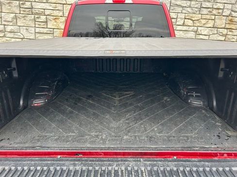 Used 2022 Ford F250 Lariat w/ Tremor Off-Road Package image 11