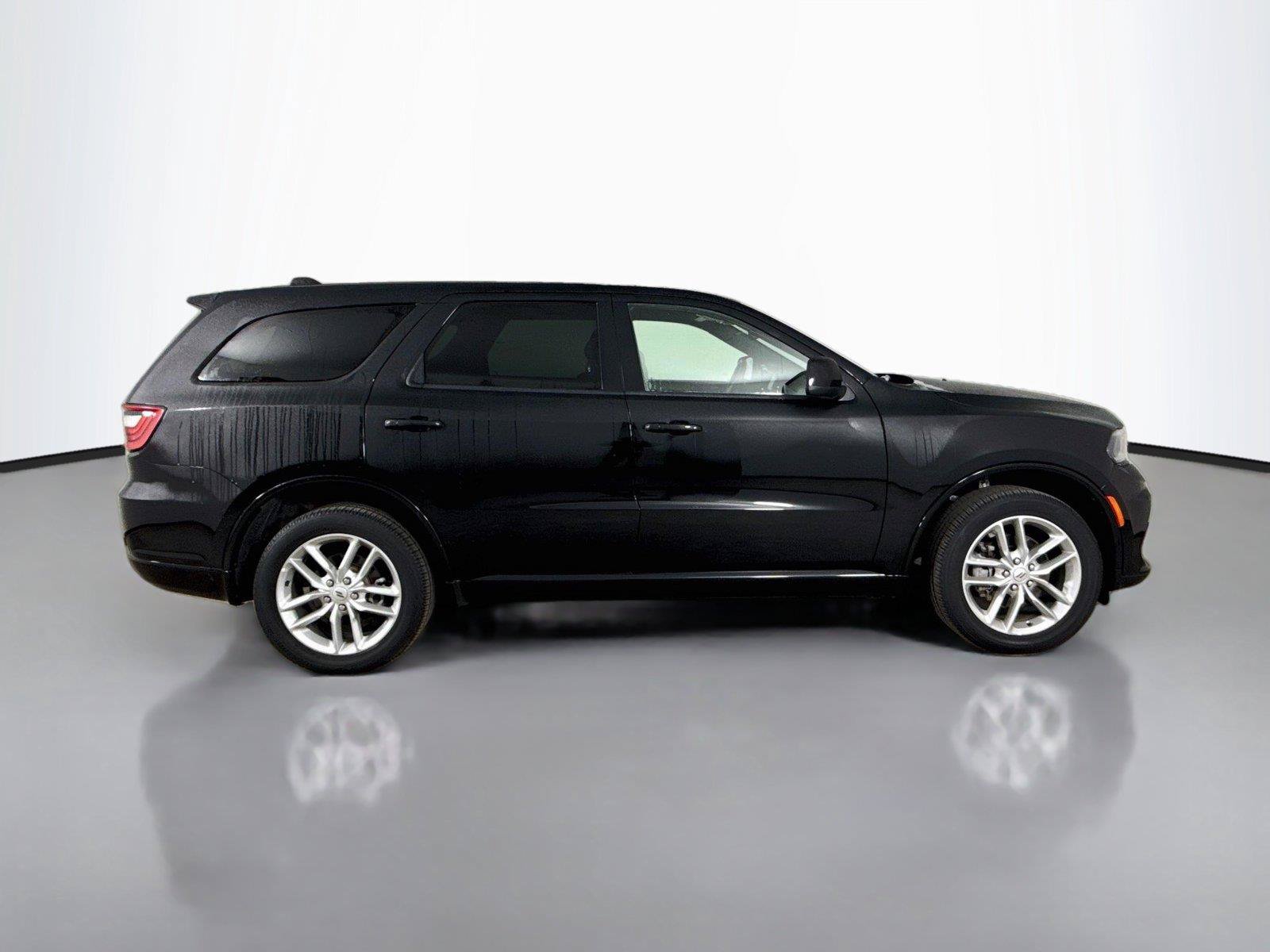 Used 2025 Dodge Durango GT AWD/4WD image 17