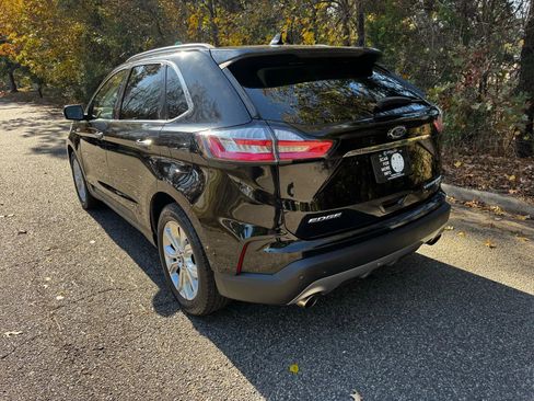 Used 2020 Ford Edge Titanium image 8