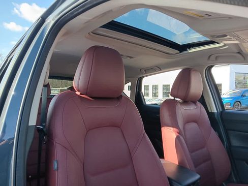 Used 2023 MAZDA CX-5 Carbon Edition image 19