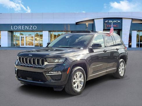 Used 2024 Jeep Grand Cherokee Limited w/ Luxury Tech Group II RWD image 1