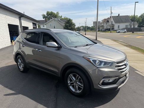 Used 2018 Hyundai Santa Fe Sport w/ 2.4L Value Package 02 AWD/4WD image 6