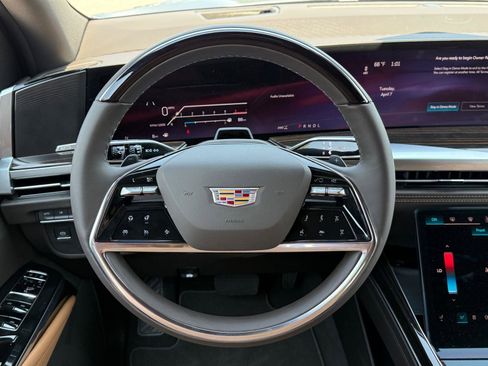 New 2026 Cadillac Escalade Luxury AWD/4WD image 17