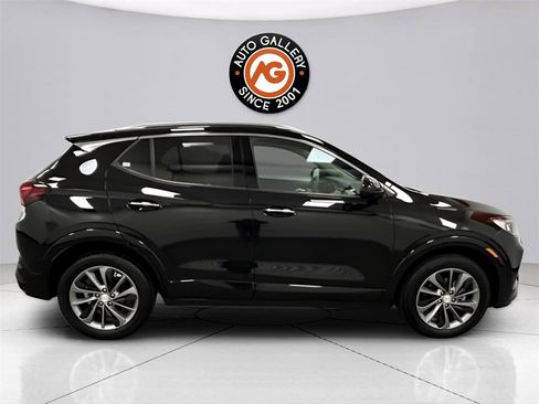 Used 2022 Buick Encore GX Essence w/ Sport Touring Package image 8