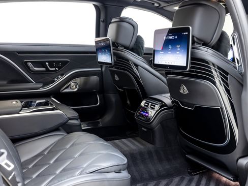 Used 2024 Mercedes-Benz Maybach S 680 4MATIC image 78