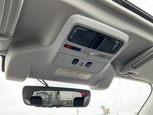 Used 2018 Subaru Forester 2.5i Touring w/ Popular Package #3B image 16