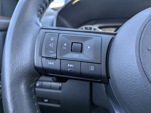 Used 2021 Nissan Rogue SL w/ Premium Package image 29