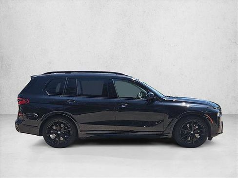 Used 2024 BMW X7 M60i AWD/4WD image 4