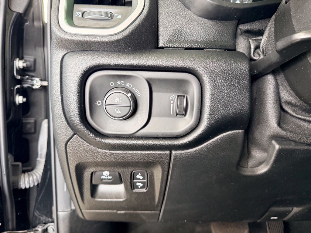 Used 2022 RAM 1500 Big Horn RWD image 19