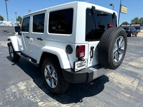 Used 2017 Jeep Wrangler Unlimited Sahara w/ Dual Top Group image 6