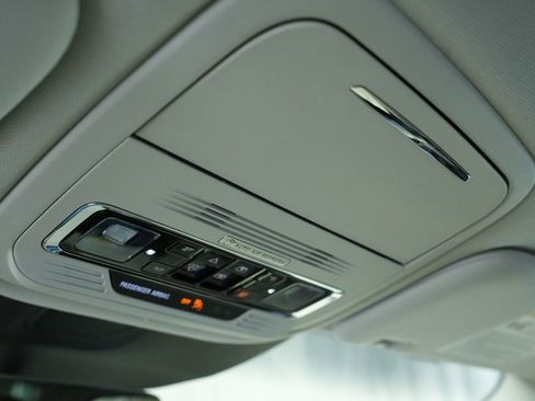 Used 2025 Lincoln Aviator Reserve w/ Equipment Group 201A image 18