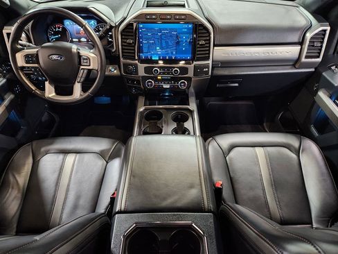 Used 2022 Ford F350 Platinum image 49