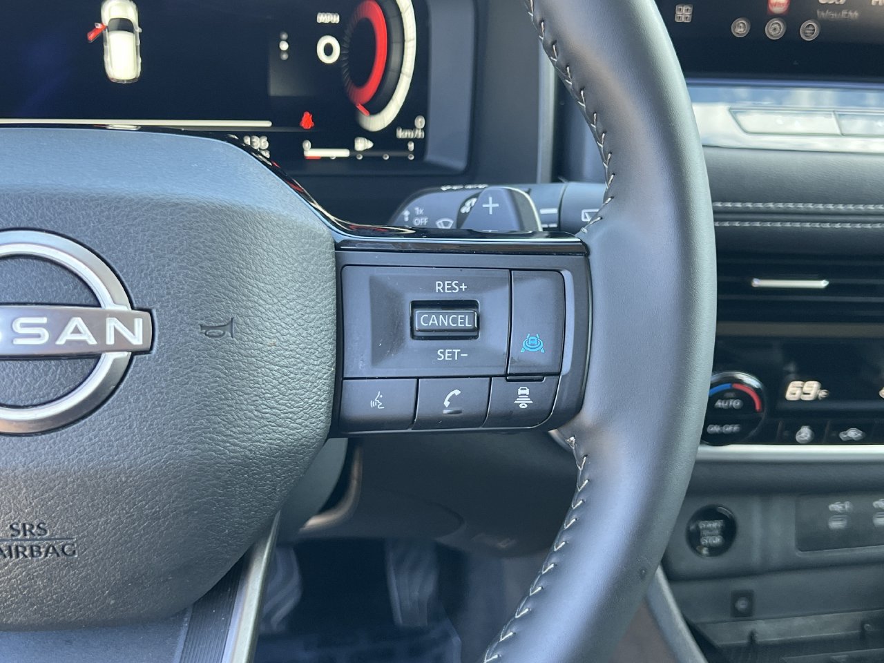 Used 2026 Nissan Rogue SL AWD/4WD image 13