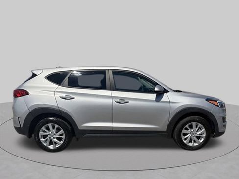 Used 2021 Hyundai Tucson SE w/ Winter Weather Package AWD/4WD image 7