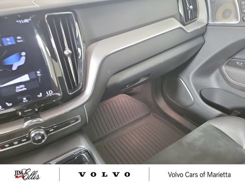 Used 2019 Volvo XC60 T8 R-Design w/ Protection Package Premier AWD/4WD image 19