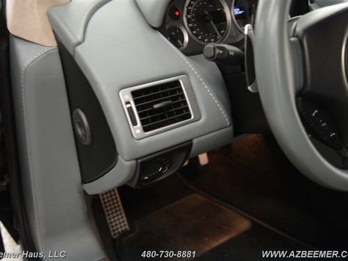 Used 2014 Aston Martin V8 Vantage Coupe image 19