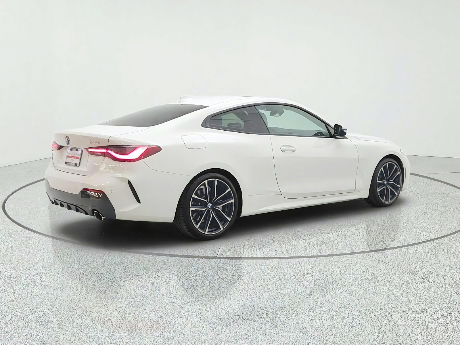 Used 2021 BMW 430i Coupe w/ M Sport Package RWD image 5