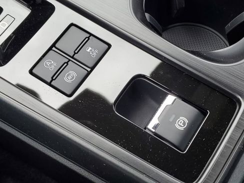 New 2026 Subaru Outback Limited AWD/4WD image 37