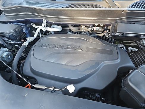 Certified 2022 Honda Pilot Touring image 37