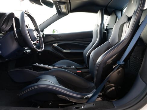 Used 2022 Ferrari F8 Tributo RWD image 64