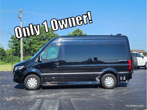 Used 2020 Mercedes-Benz Sprinter 2500 image 2
