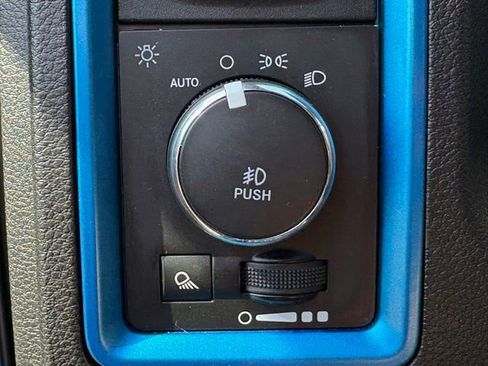 Used 2018 RAM 1500 Sport w/ Hydro Blue Sport Package AWD/4WD image 21