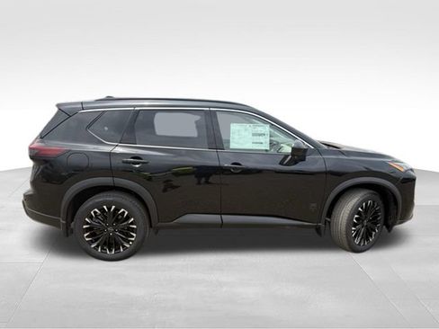 New 2026 Nissan Rogue Dark Armor FWD image 8