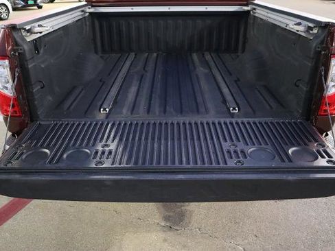 Certified 2019 Nissan Titan Platinum Reserve image 9