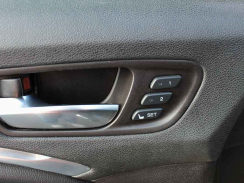 Used 2017 Acura MDX FWD image 11