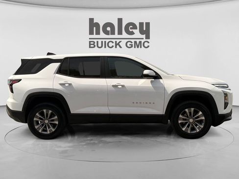Used 2025 Chevrolet Equinox LT FWD image 6