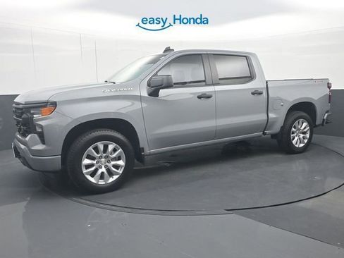 Used 2024 Chevrolet Silverado 1500 Custom image 4