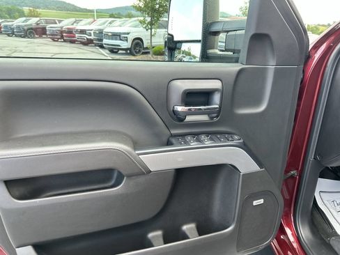 Used 2017 Chevrolet Silverado 3500 LT w/ LT Convenience Package AWD/4WD image 20