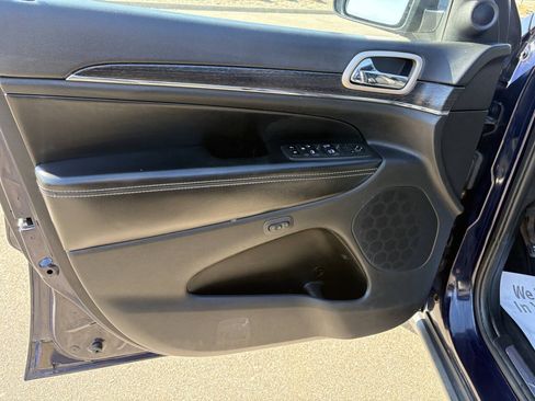 Used 2014 Jeep Grand Cherokee Limited AWD/4WD image 30