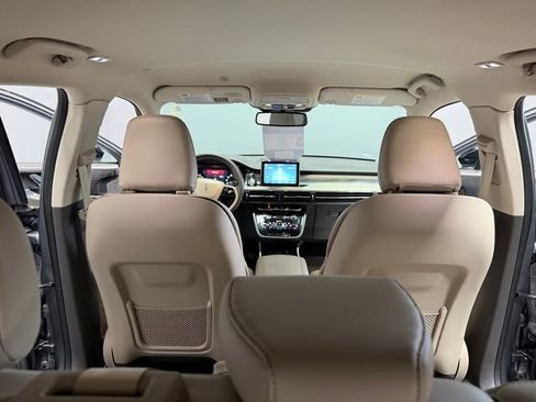 Used 2021 Lincoln Corsair AWD w/ Equipment Group 101A image 28