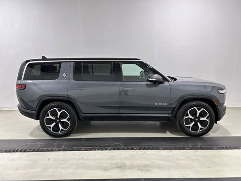 Used 2023 Rivian R1S Adventure image 6