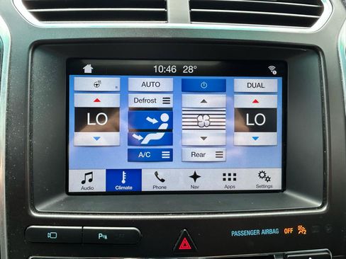 Used 2017 Ford Explorer Sport AWD/4WD image 25