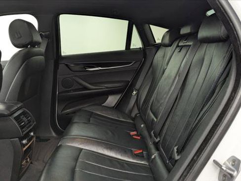 Used 2019 BMW X6 sDrive35i w/ Premium Package image 13