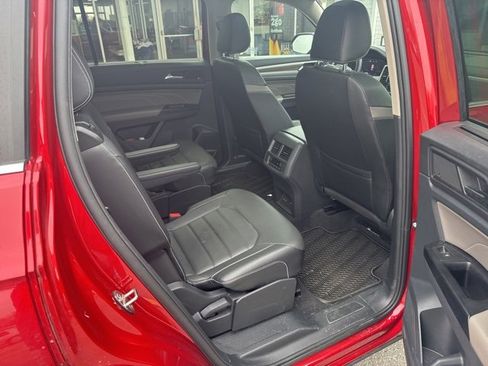 Used 2021 Volkswagen Atlas SEL Premium image 12