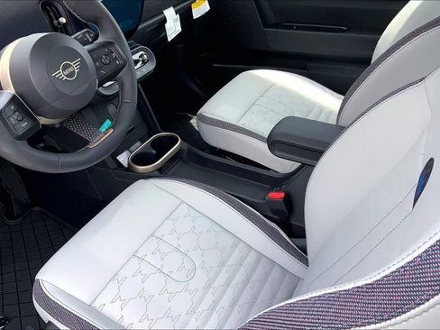 New 2026 MINI Cooper 2-Door Hardtop FWD image 7