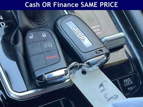 Certified 2023 Jeep Compass Latitude AWD/4WD image 27