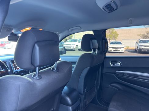 Used 2018 Dodge Durango SXT w/ 3rd Row Seating Group image 18