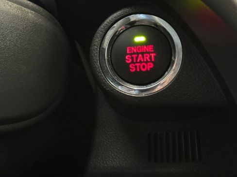 Certified 2025 Subaru Crosstrek 2.5i Limited w/ Crosstrek Mirror Package image 21