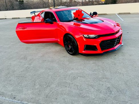 Used 2022 Chevrolet Camaro SS image 19